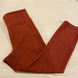 Chianti Lululemon Invigorate sz10